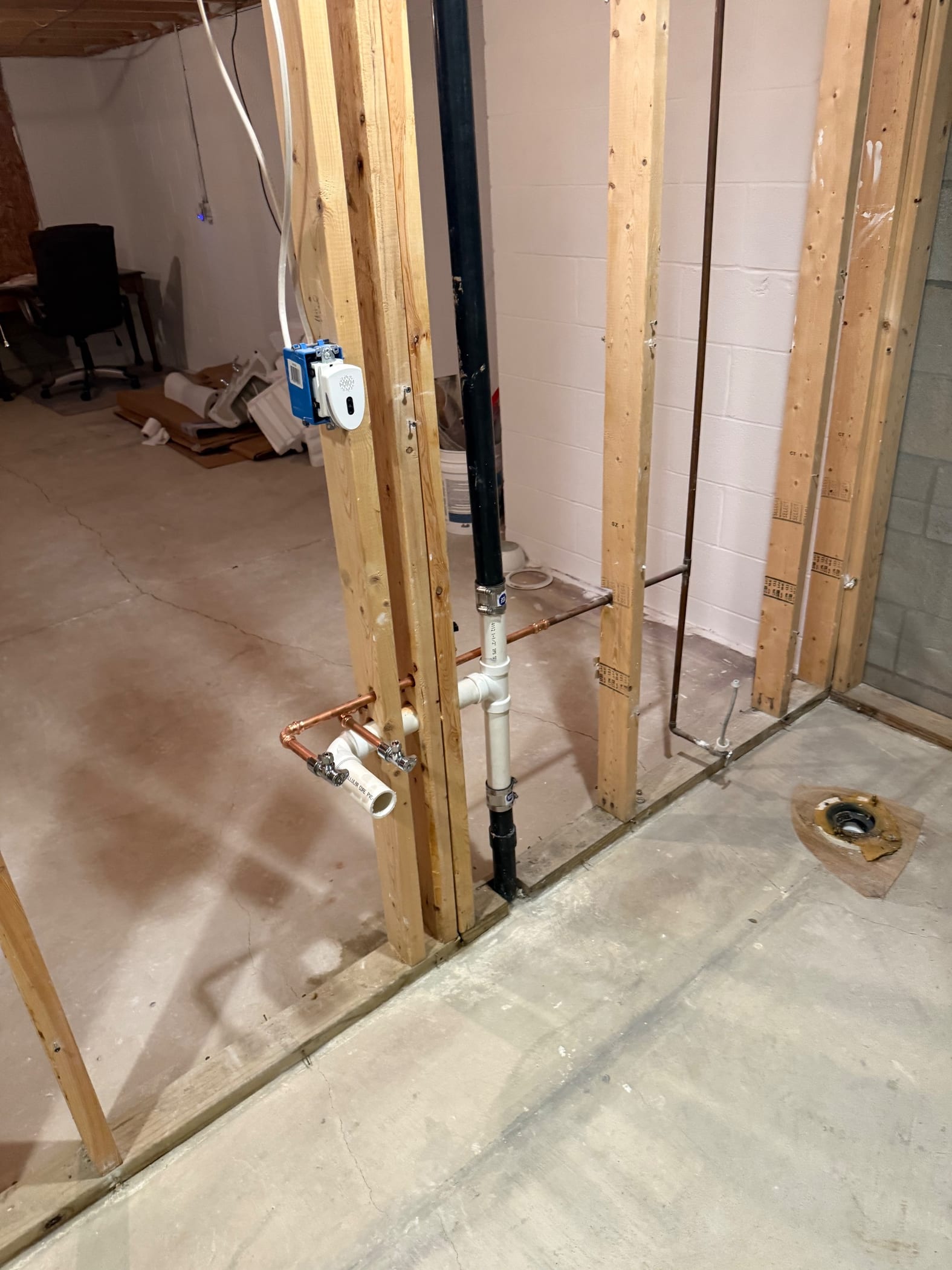 Bathroom rough-in, PEX